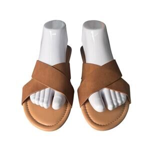 Muk Luks Womens Camel Brown Cross Strap Sandals Coastal Casual Summer Sz M (7-8)